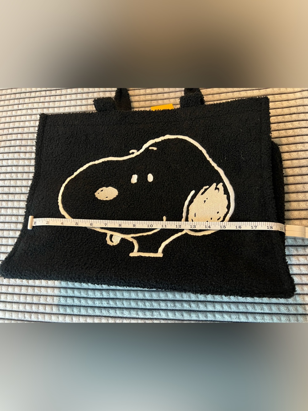 Black bag Snoopy Face Graphic